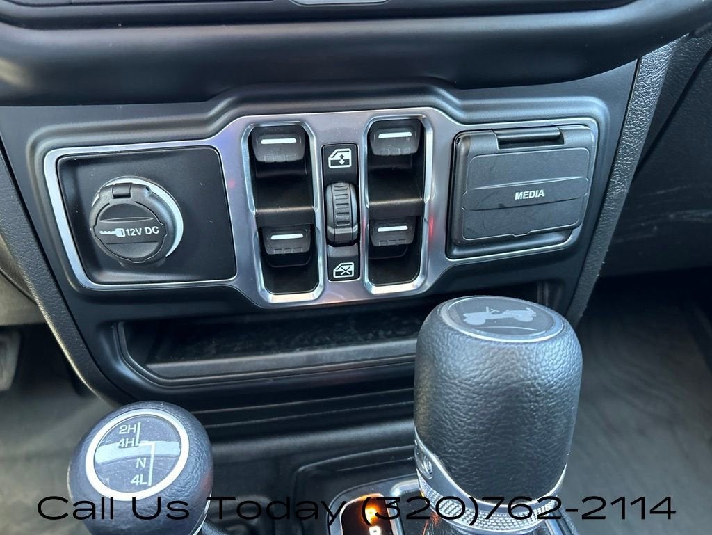 2023 Jeep Wrangler 4-Door Willys 4x4