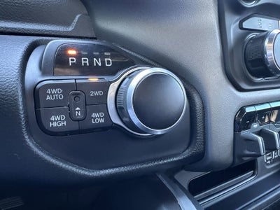 2022 RAM 1500 Big Horn Crew Cab 4x4 6'4" Box