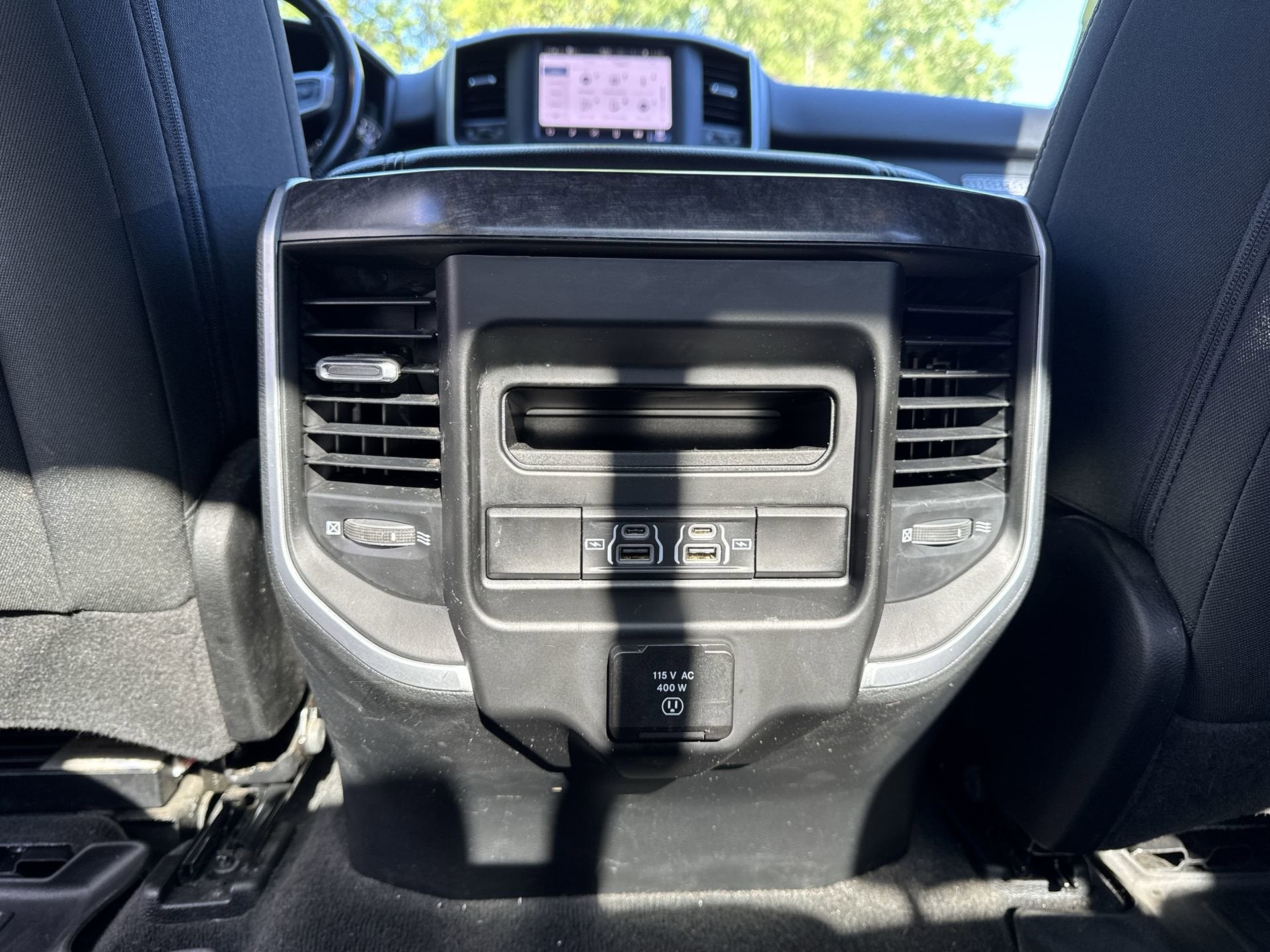 2022 RAM 1500 Big Horn Crew Cab 4x4 6'4" Box