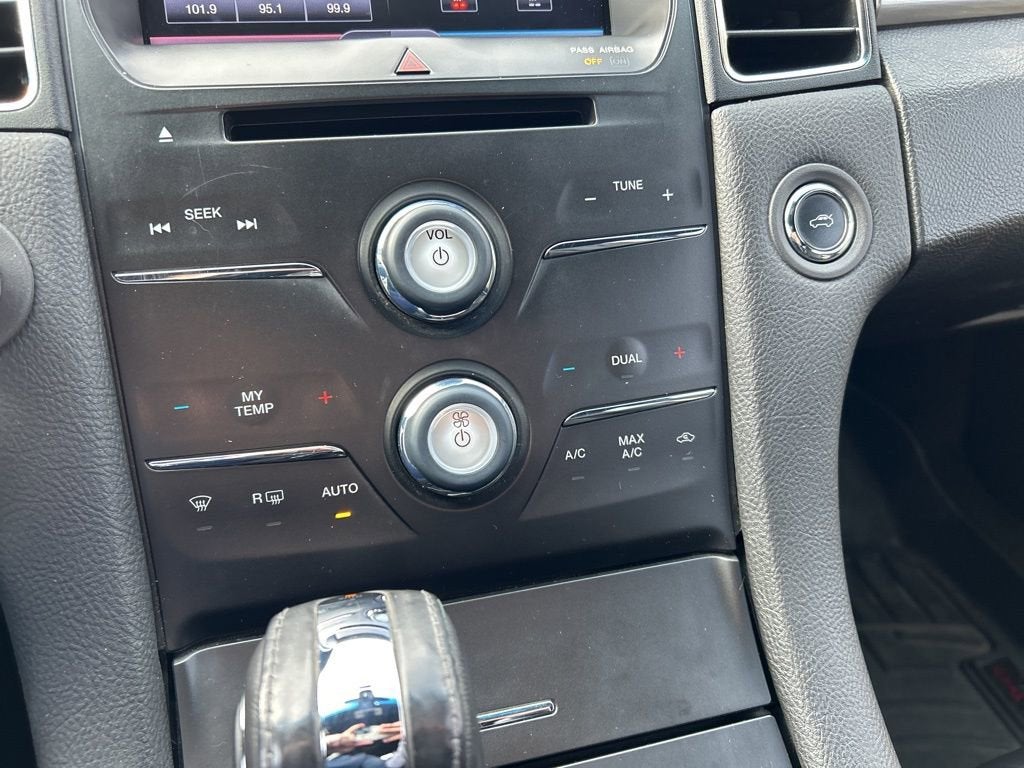 2013 Ford Taurus SEL