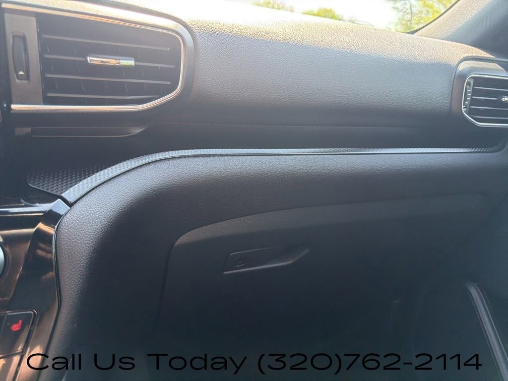 2024 Ford Explorer ST-Line