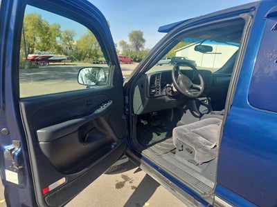 2002 Chevrolet Silverado 2500 HD LS