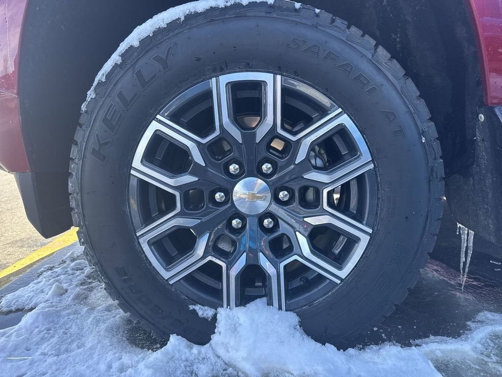 2023 Chevrolet Colorado LT