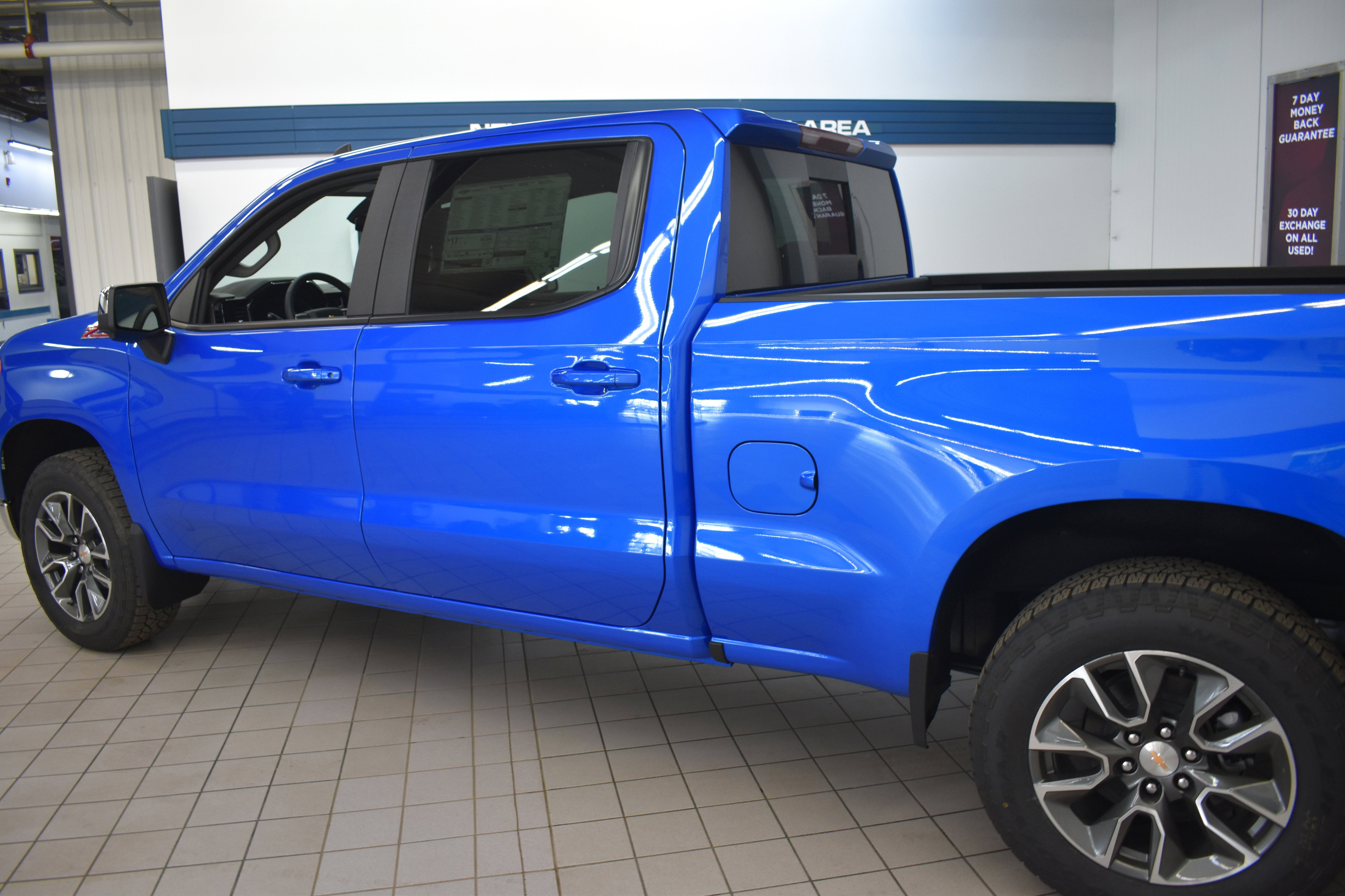 2025 Chevrolet Silverado 1500 LT