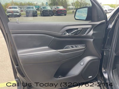 2022 GMC Acadia SLT