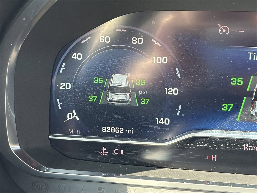 2022 Chevrolet Suburban LT