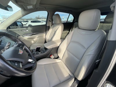 2023 Cadillac XT4 Luxury