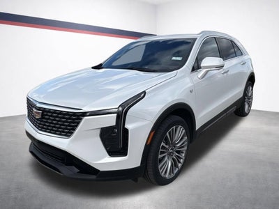 2025 Cadillac XT4 Premium Luxury
