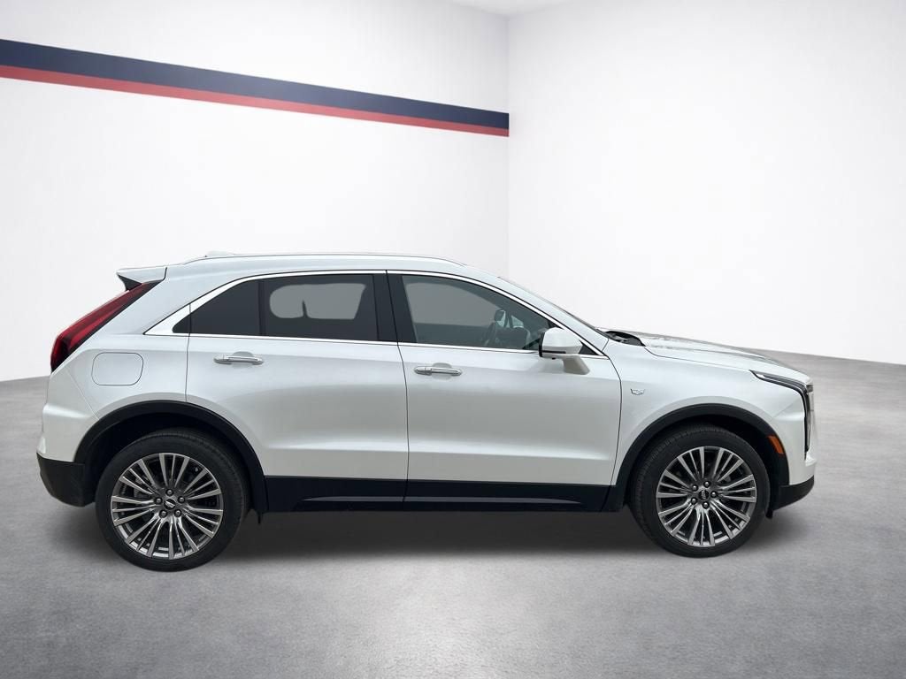 2025 Cadillac XT4 Premium Luxury