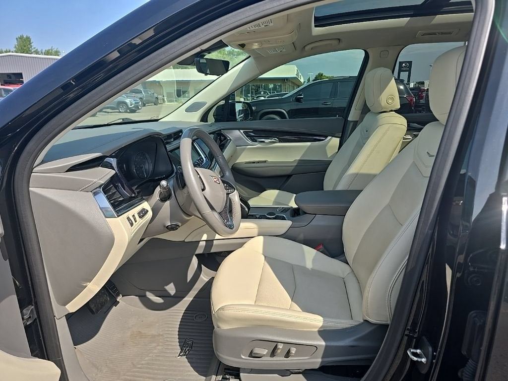 2022 Cadillac XT6 Premium Luxury