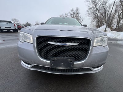 2016 Chrysler 300 Limited