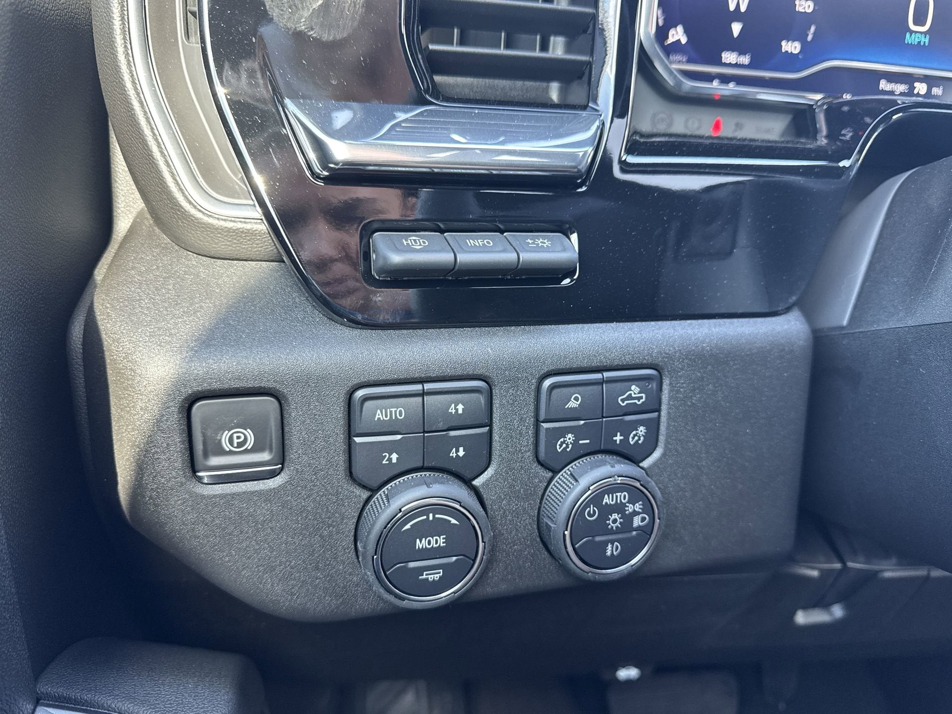 2025 Chevrolet Silverado 3500 HD High Country