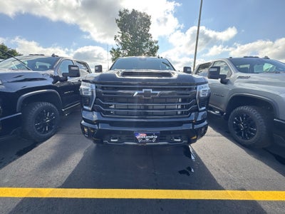 2025 Chevrolet Silverado 3500 HD High Country