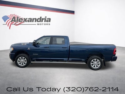 2023 RAM 3500 Big Horn Crew Cab 4x4 8' Box