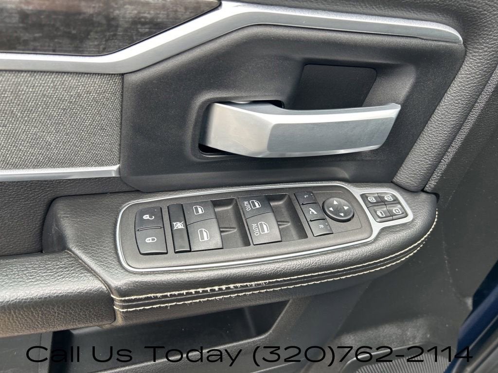 2023 RAM 3500 Big Horn Crew Cab 4x4 8' Box