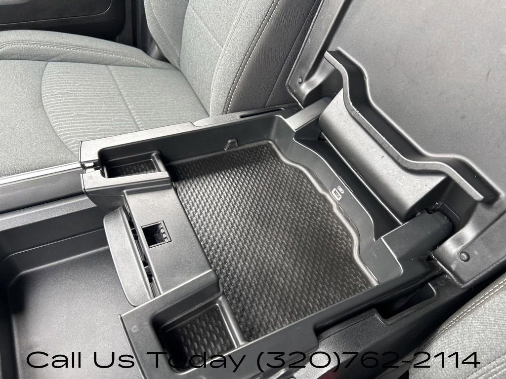 2023 RAM 3500 Big Horn Crew Cab 4x4 8' Box