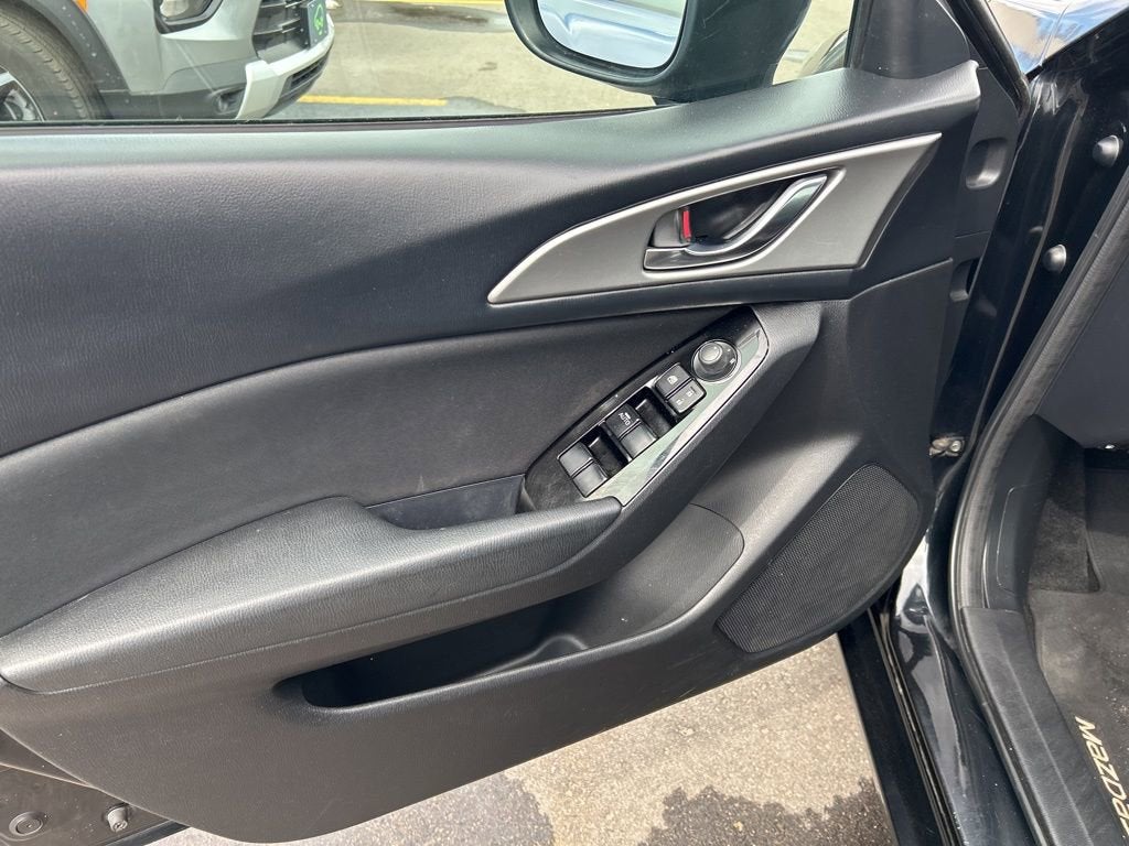 2018 Mazda Mazda3 Sport