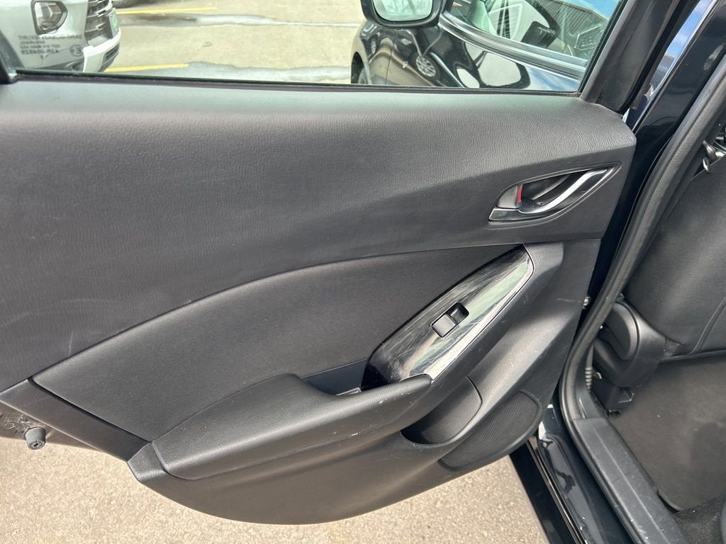2018 Mazda Mazda3 Sport