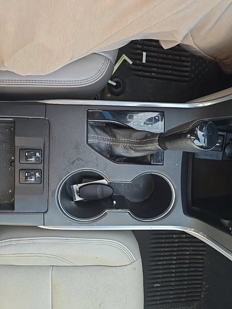 2016 Toyota Camry XLE V6
