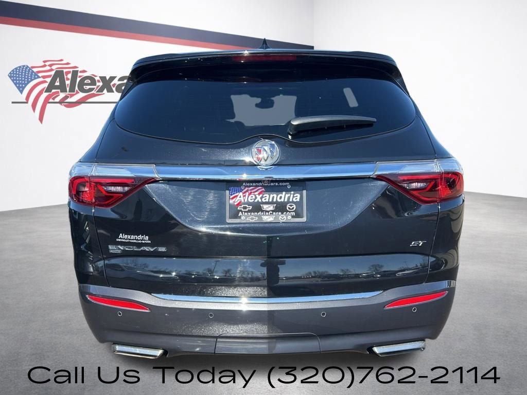 2023 Buick Enclave Essence