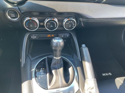 2022 Mazda Mazda MX-5 Miata RF Grand Touring