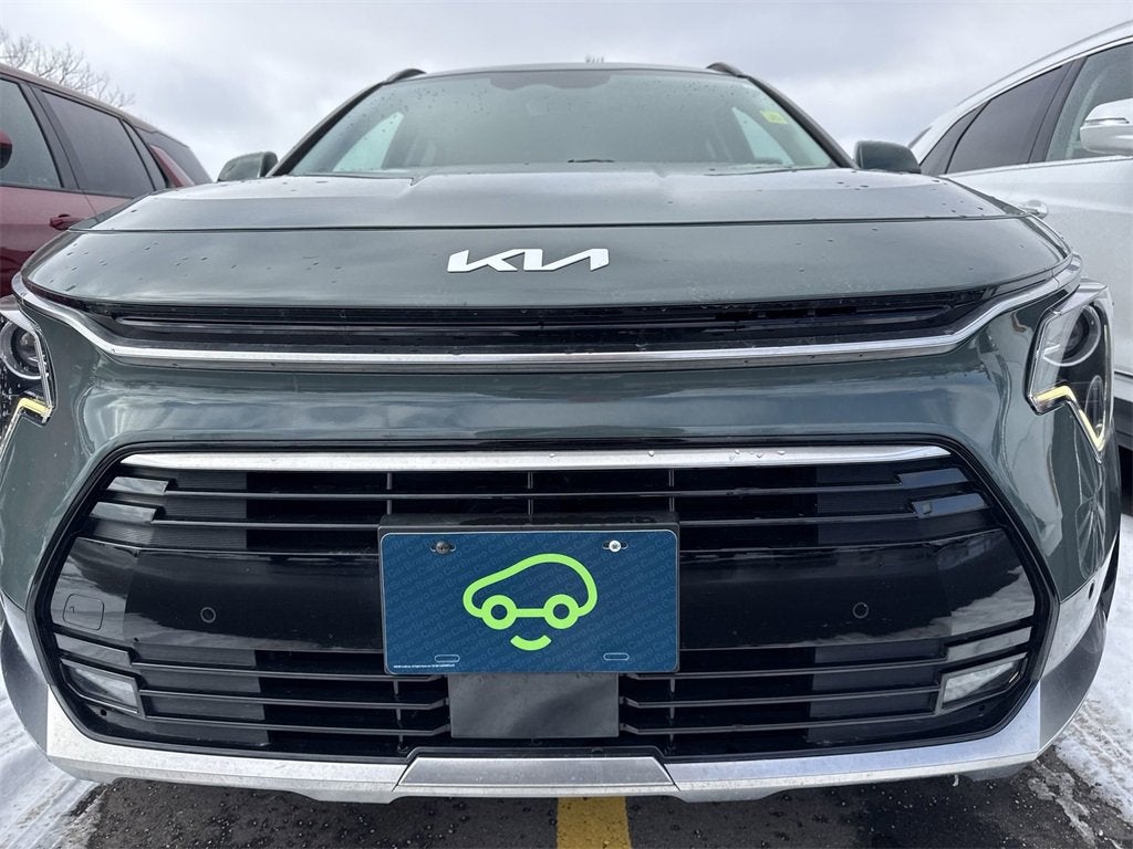 2024 Kia Niro SX