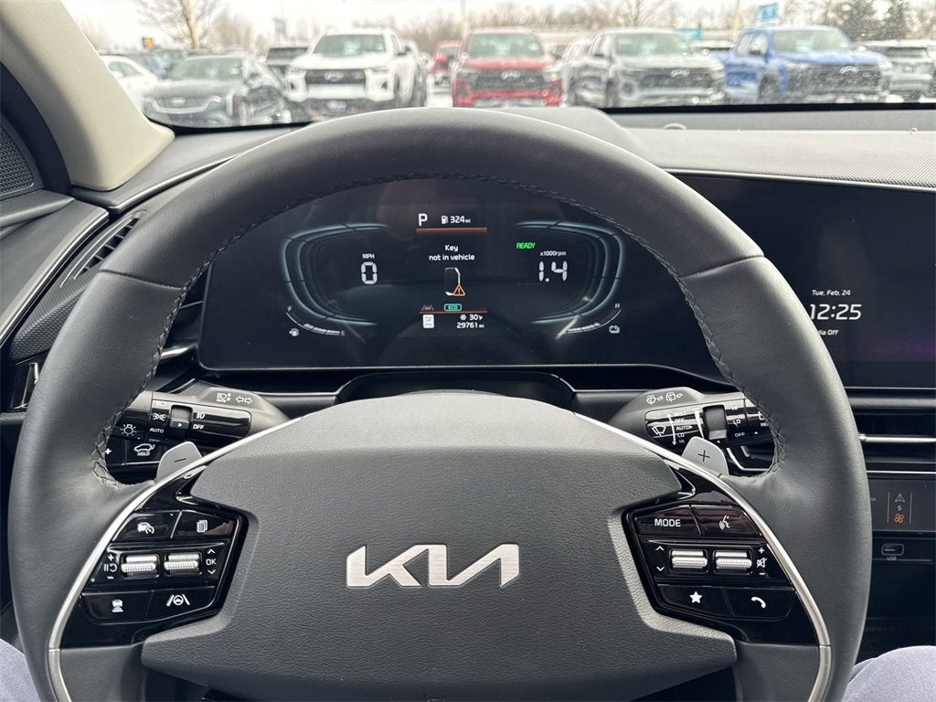 2024 Kia Niro SX